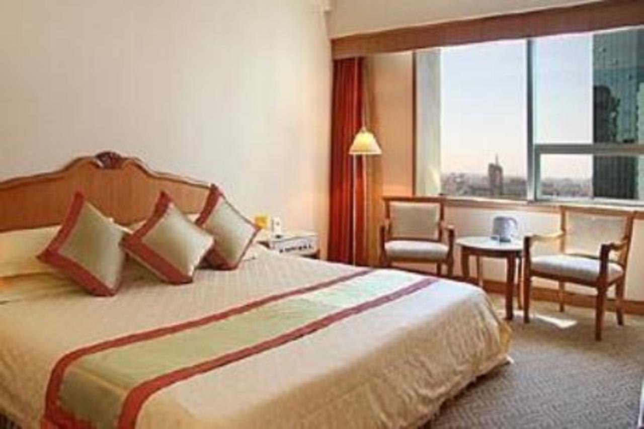 Green Land Hotel Kunming Exterior foto