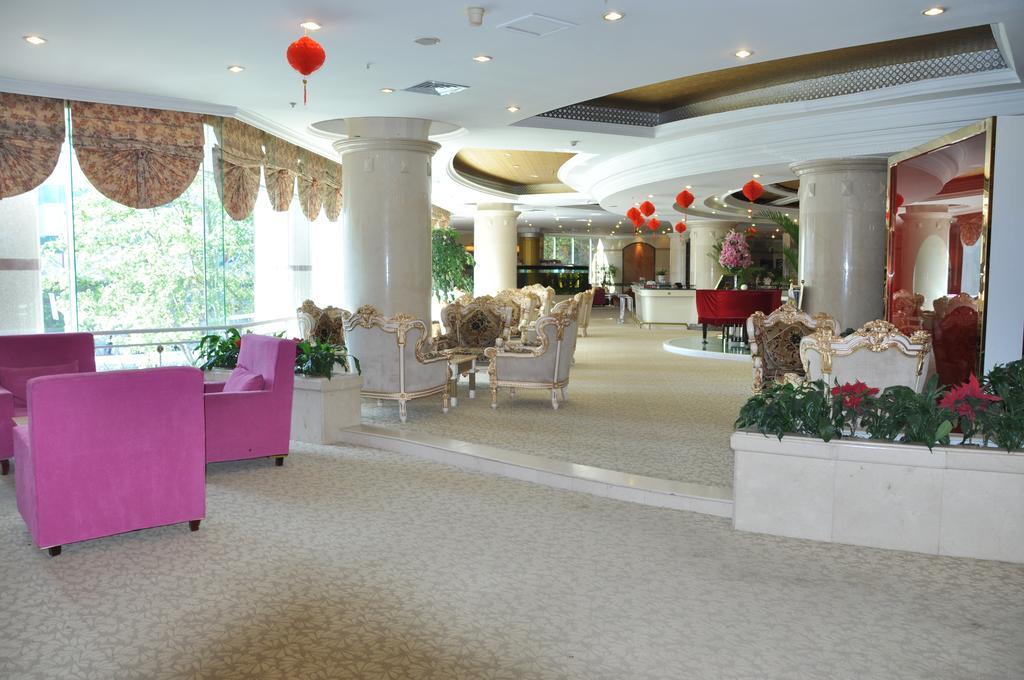 Green Land Hotel Kunming Exterior foto