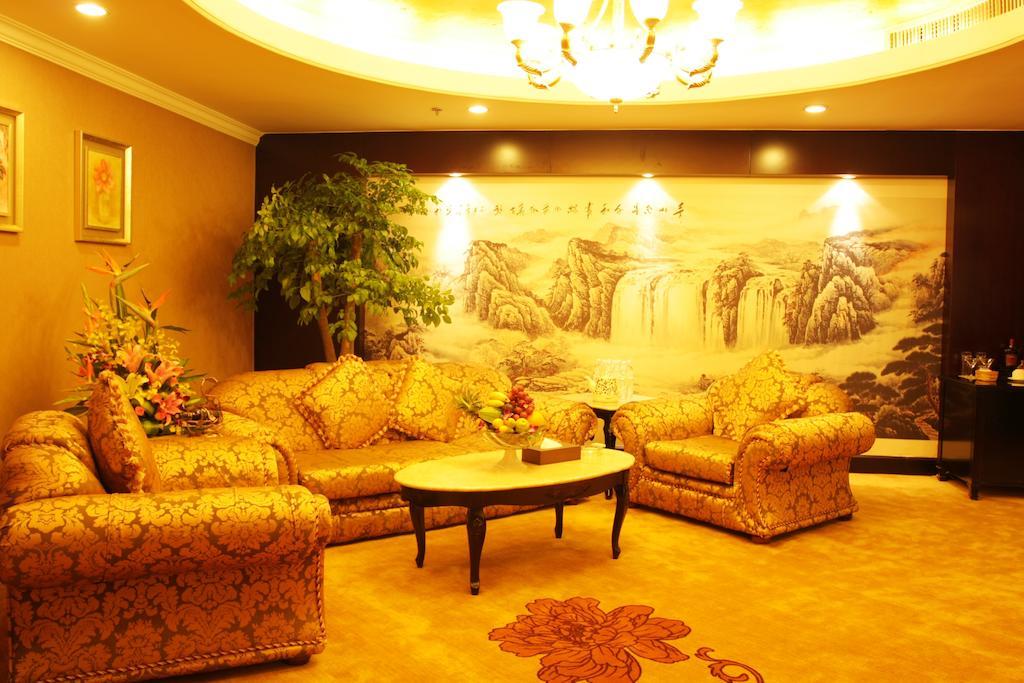 Green Land Hotel Kunming Exterior foto