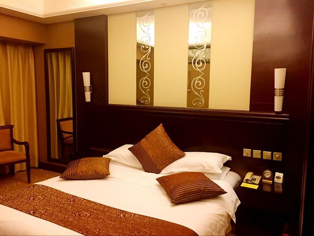 Green Land Hotel Kunming Exterior foto